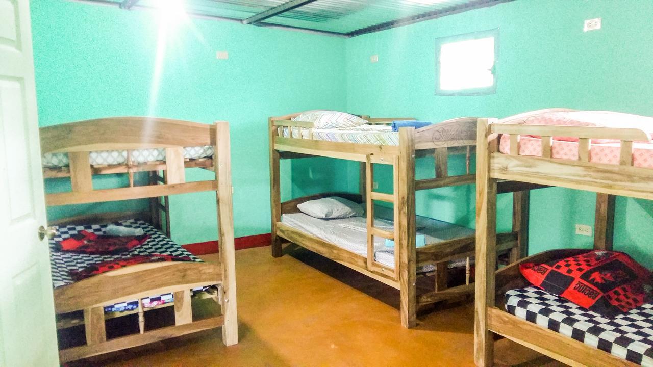 Hostel Life Is Good Мойогалпа Екстер'єр фото